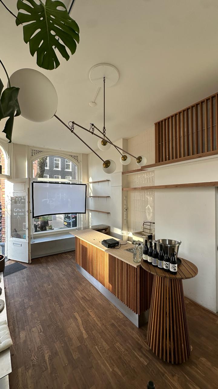 Sauvage · entrance & bar